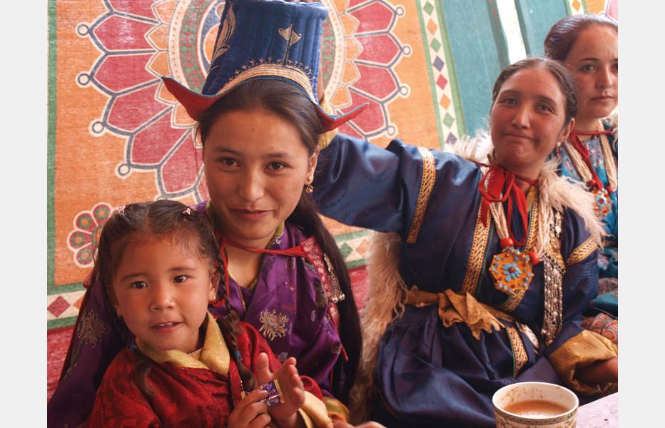 Ladakhi Tribal Woman in Traditional Clothing on the Traditional Ladakh  Festival. Editorial Photo - Image of national, festival: 97341826