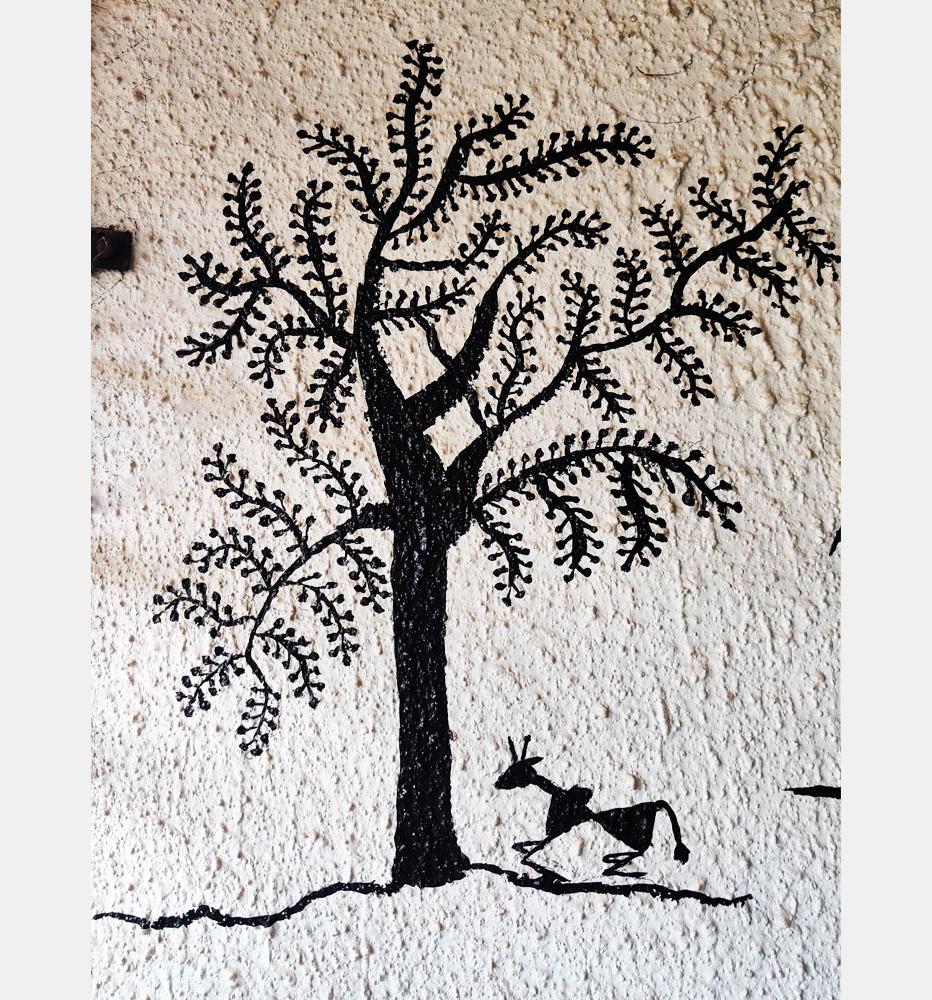 Shailja Singh | Art Coach | Skilled Crafter | Mata Chandraghanta Warli  styled Nav Durga Art work Practice Mode on... Pic Reference Pinterest  #navdurga #navdurgadrawing #warliart ... | Instagram