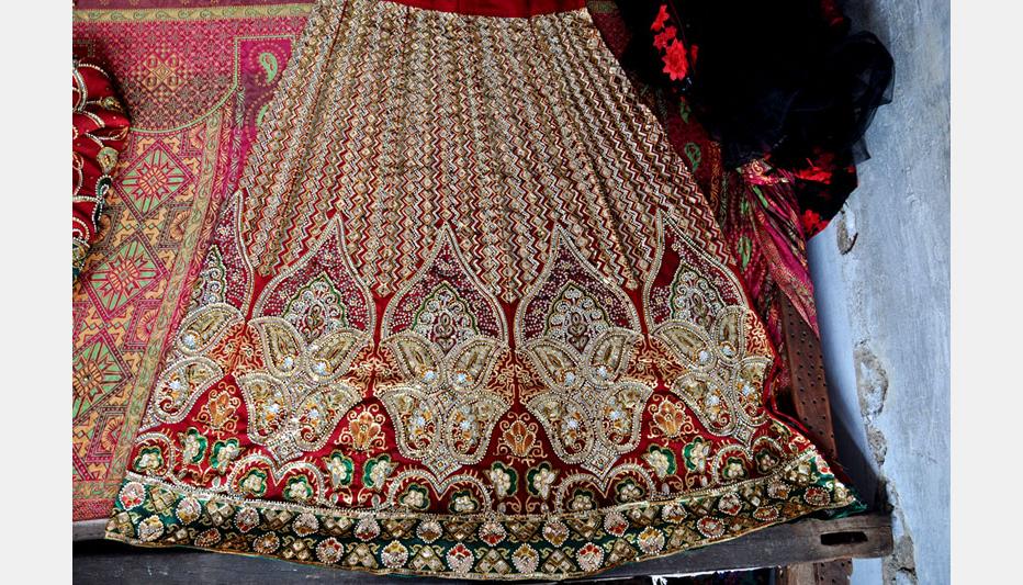 D'source Design Gallery On Zardozi Embroidery Of Allahabad - The Art Of ...