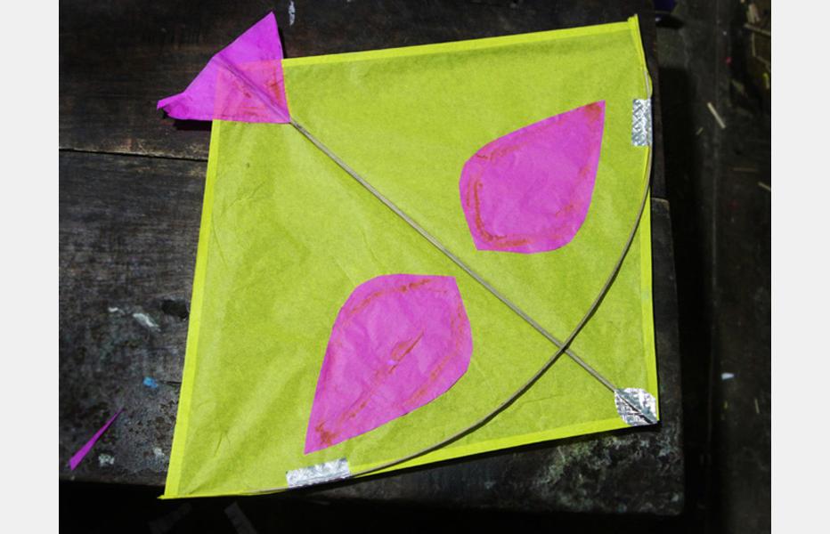 D'source Design Gallery on Paper Kite Making - Paper Kites for