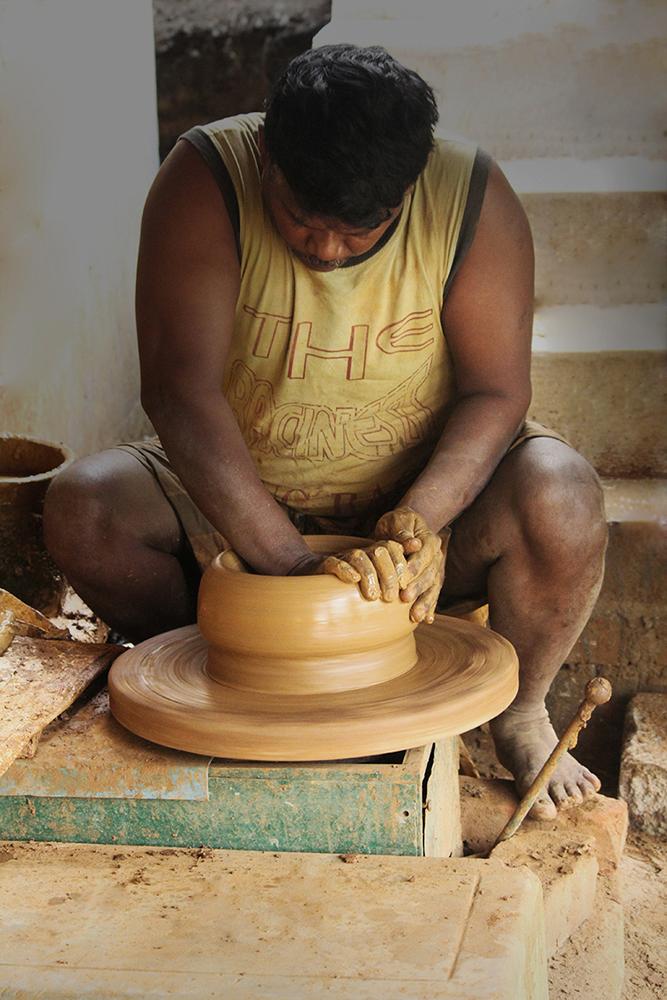 Dsource Making Process Traditional Ghatam Making Madurai Tamil Nadu Dsource Digital